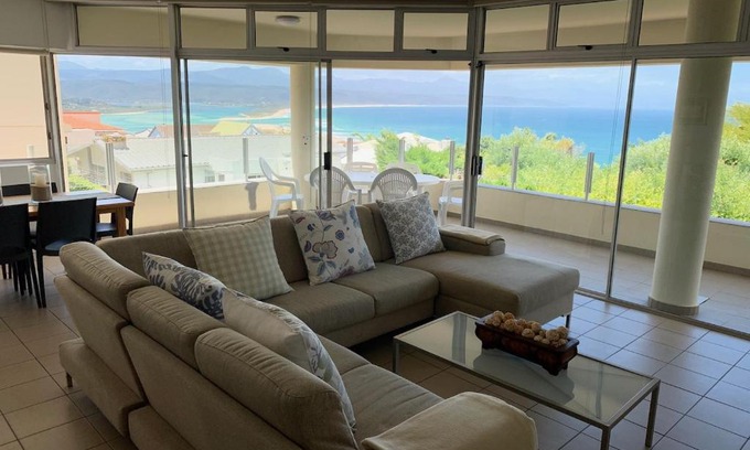 Plettenberg Bay Apartment | Four Sun Centre @Plett