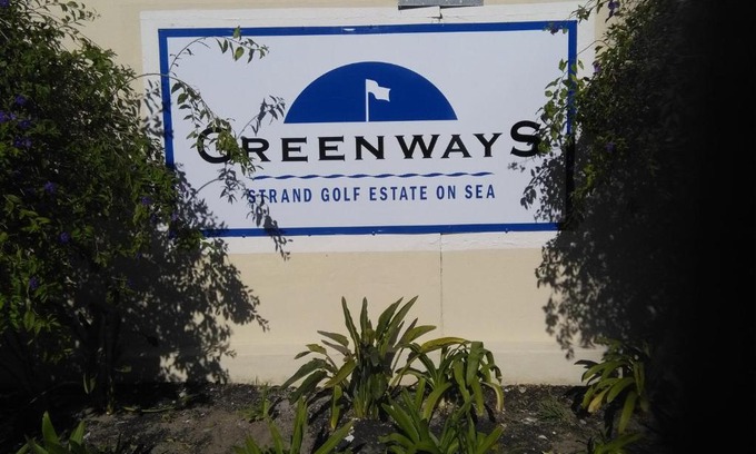 Strand Apartment | Greenways Golf Estate on Sea-Golf Beach