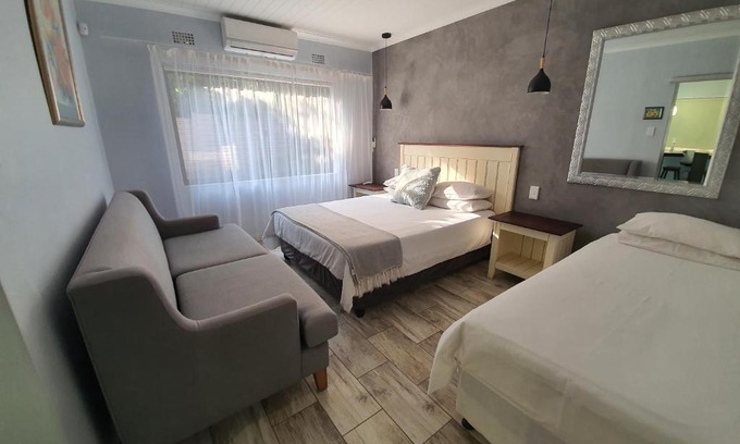 Ballito Apartment | Guest house on Gillian Unit 1