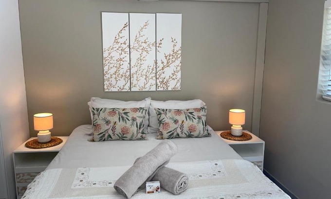 Ballito Apartment | Guest house on Gillian Unit 5
