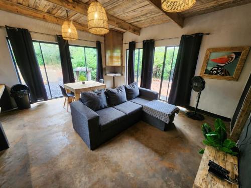 Hartbeespoort Apartment | Hartbeest Bush Lodge 26