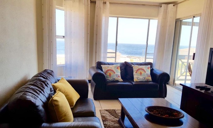 Hermanus Apartment | Hermanus Beach Club Apt 186 & 208