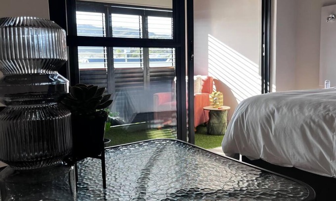 Hermanus City-Centre Apartment | Hermanus Waterfront Apartment No.19
