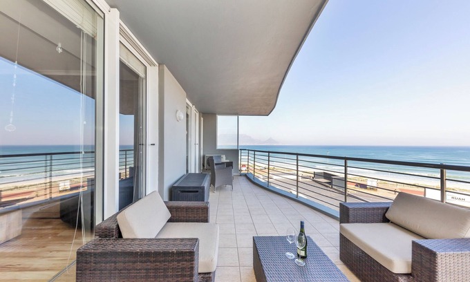 Cape Town Apartment | Horizon Bay 201 by HMH