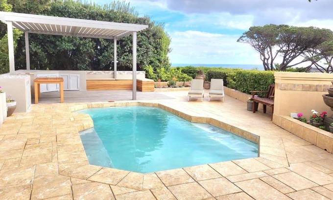 Camps Bay House | HORIZON BAY - Camps Bay