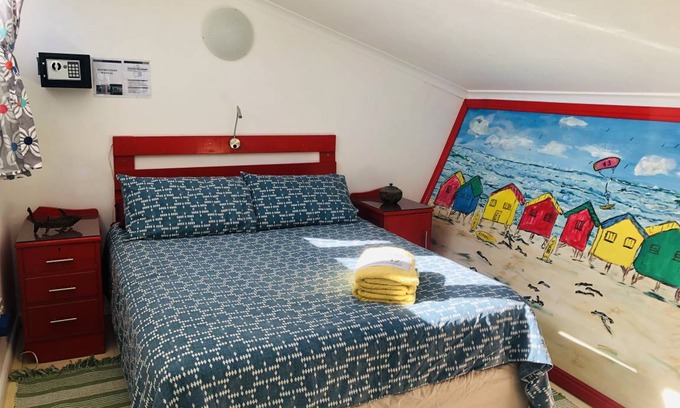 Muizenberg Hostel | Hostel ∙ 8 guests