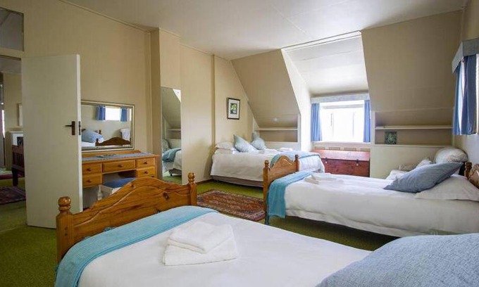 Gansbaai House | House ∙ 3 bedrooms ∙ 8 guests