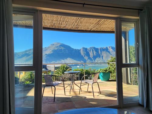 Hout Bay House | Hout Bay Breeze Guest House