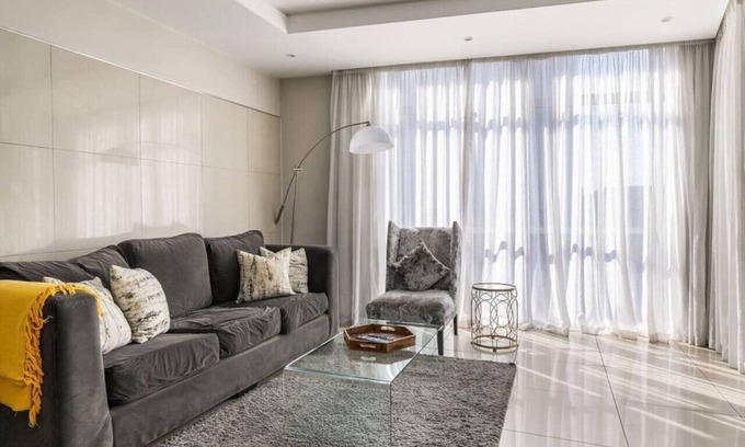 Sandown Apartment | Hydro Apartments in Sandton - 2 bedroom