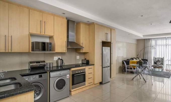 Sandown Apartment | Hydro Park in Sandton Apartments