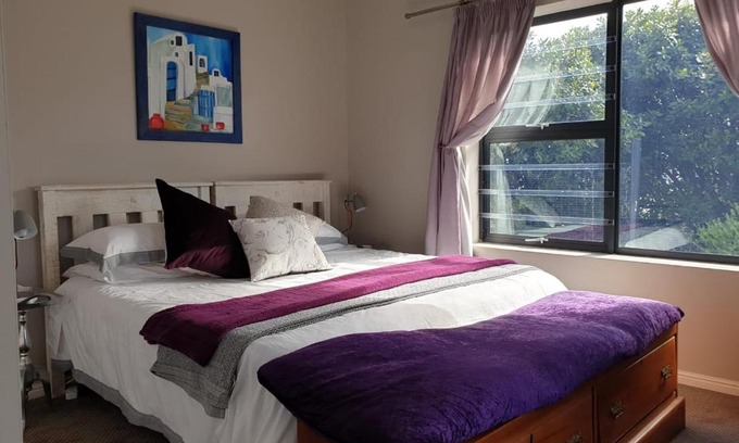 Vermont Apartment | Indigo Place - Blue