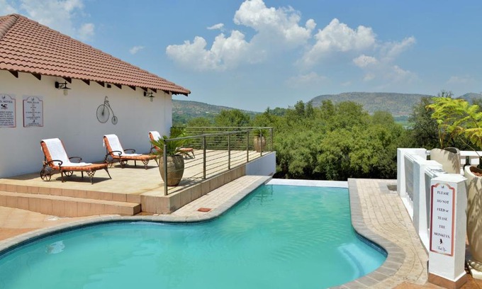 Hartbeespoort Bed & Breakfast | Indlovukazi Guesthouse