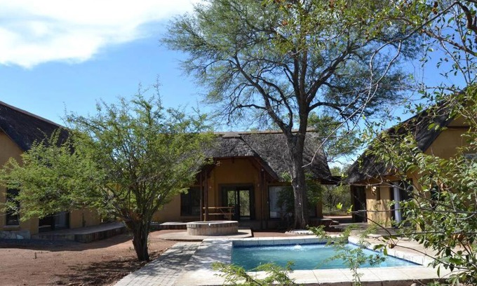 Hoedspruit House | Ingweyame Lodge