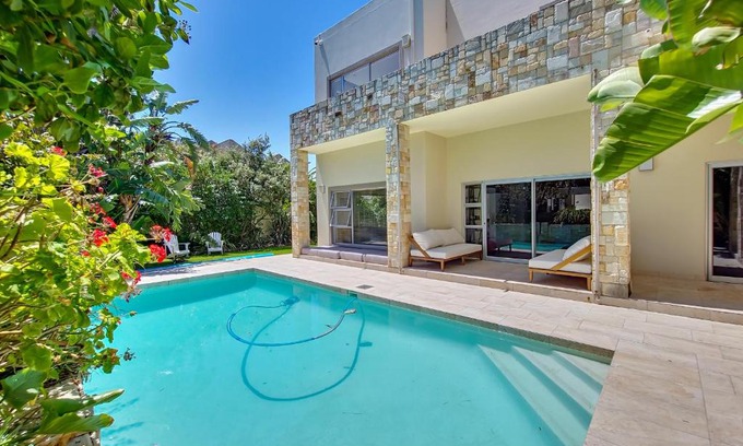 Sunset Beach Villa | Kite, Wind, Waves Beach Villa