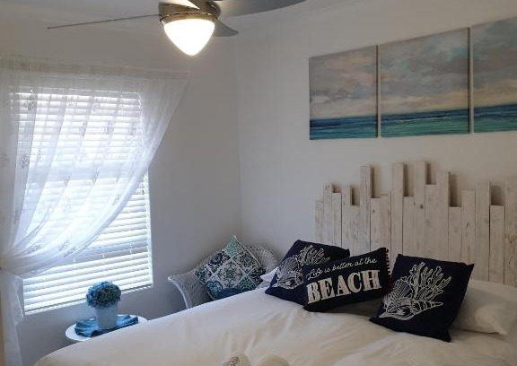 Gordons Bay Central Apartment | La Bella Blů