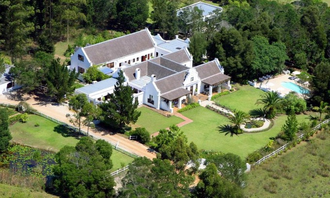 Buffalo Hills Game Reserve Hotel | Lairds Lodge Country Estate