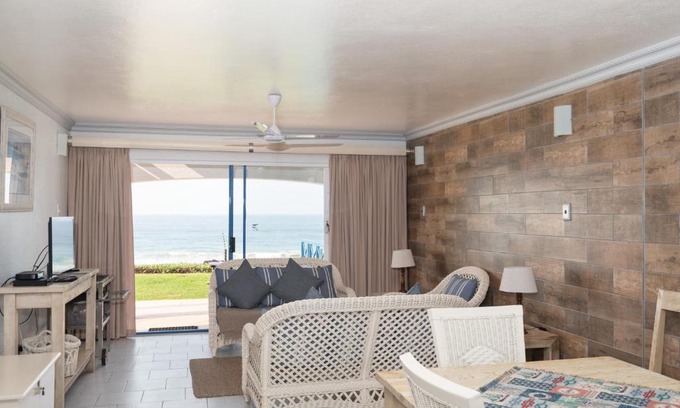 Ballito Apartment | Le Paradis 5 - With Inverter
