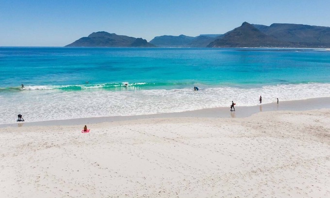 Kommetjie House | Lemuria Beach House in Long Beach, Komeji