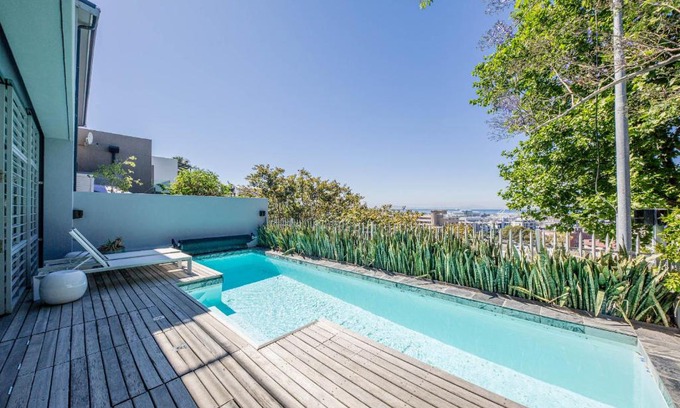 Cape Town City Centre Villa | Loader Villa