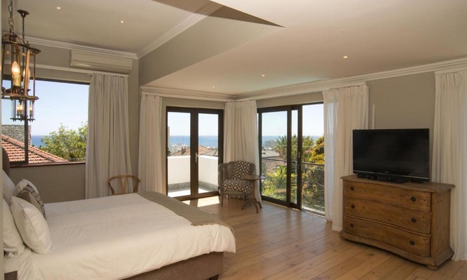Fresnaye House | Magnificent family home in Fresnaye!!!
