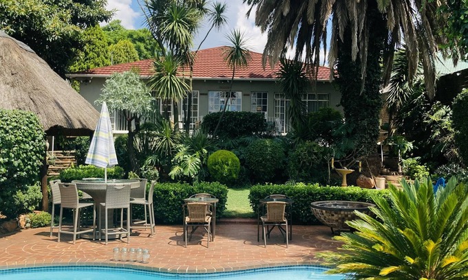 Greater Johannesburg Metropolitan Area Apartment | Margaret's Place