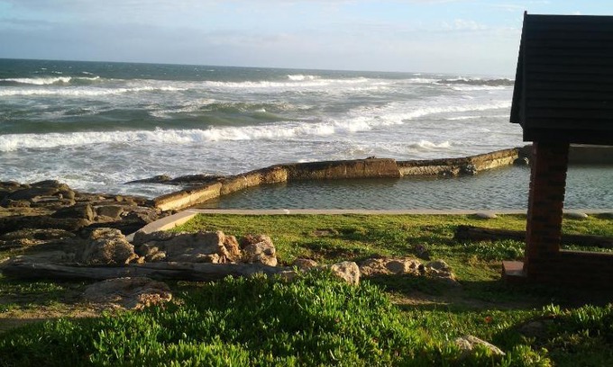 Marina Beach Apartment | Mariena Glen apartment 34- 3 bedroom beach house