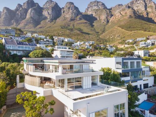 Camps Bay Villa | Marla Villa