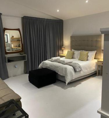 George House | Miles House