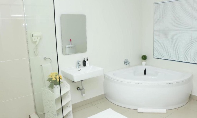 Athlone Apartment | Milkwood Beach Apartments