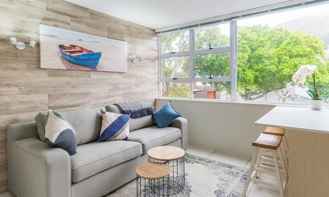 Three Anchor Bay Apartment | Montclaire 30B