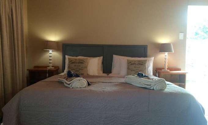 Grahamstown House | Motel ∙ 8 guests