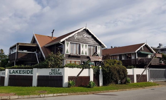 Knysna House | Motel ∙ 8 guests