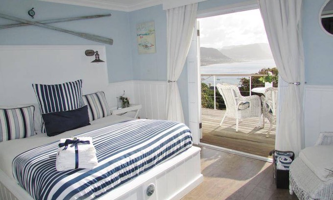 Simon's Town House | Motel ∙ 8 guests