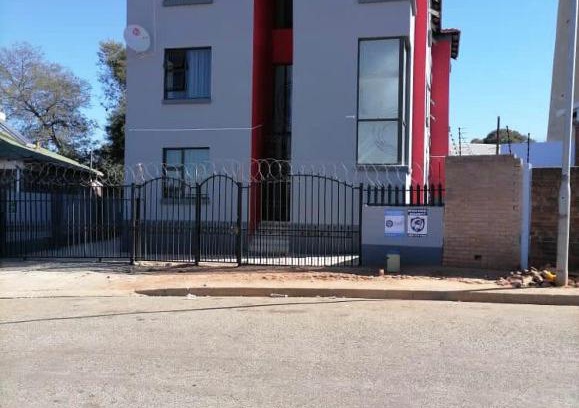 Greater Johannesburg Metropolitan Area House | Mthiyza Properties