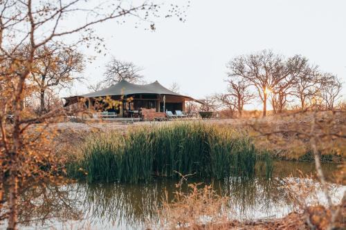 Maruleng Cabin | My Africa Adventure Farm