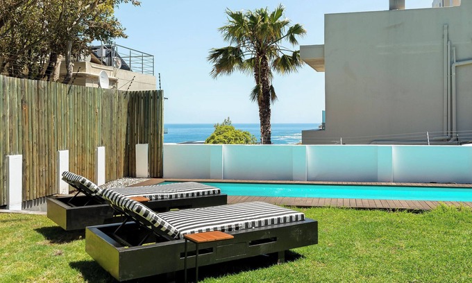 Camps Bay House | Neighbourgood First Crescent