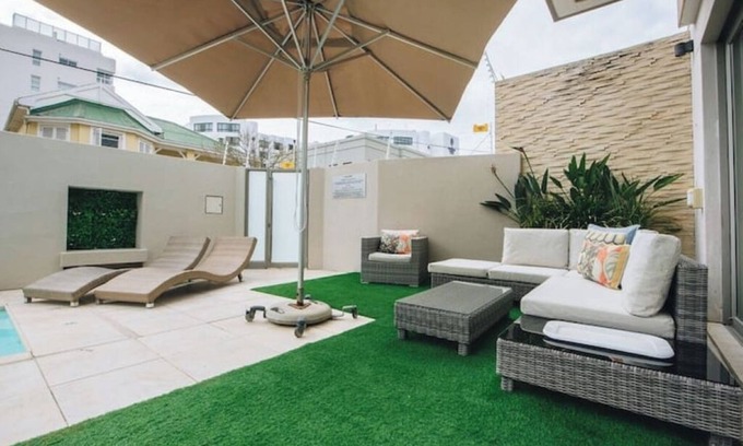 Sea Point Promenade Villa | NEW! Bantry Bay Luxurious Villa 50m from the sea