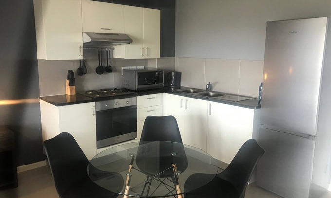 Claremont Apartment | Newly Furnished Studio in Modern Secure Complex