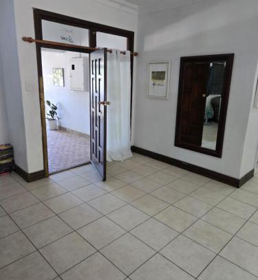 Kareeberg House | Oasiselfcatering guest house