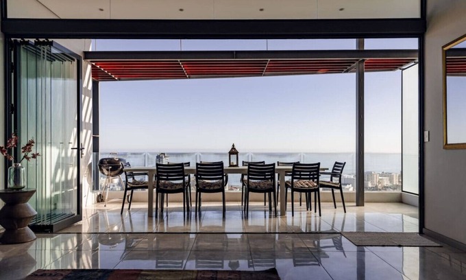 Green Point House | Ocean View Villa 64A