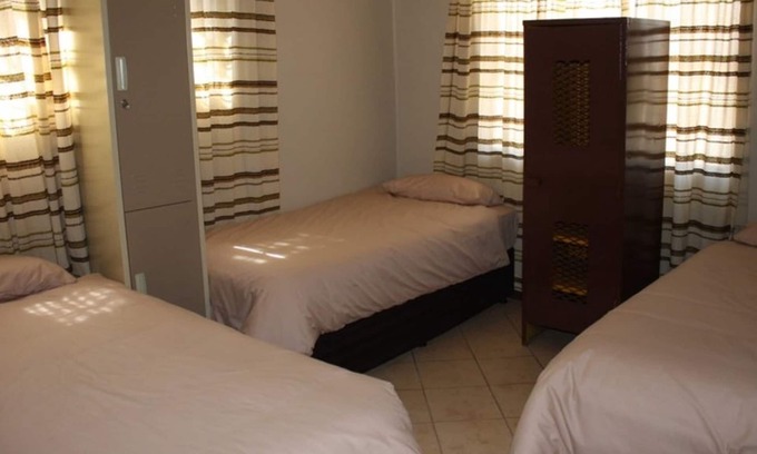 Lephalale House | Old farmhouse for 3 in Limpopo Province