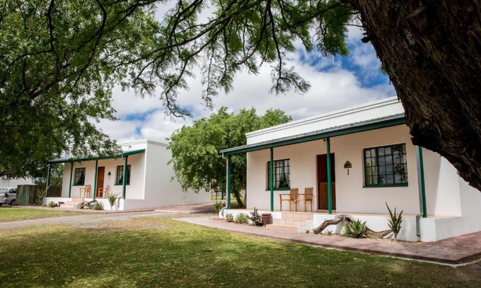 Beaufort West House | Olive Grove Guest Farm
