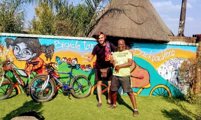 Greater Johannesburg Metropolitan Area Hostel | Orlando West Guest House - Hostel