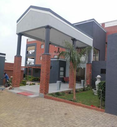 Makhuduthamaga Hotel | Papas Hotel Ga Marishane
