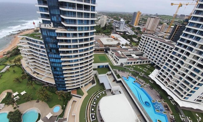Umhlanga Apartment | Pearl Breeze- THE PEARLS OF UMHLANGA