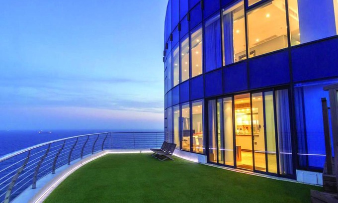 Umhlanga Apartment | Pearls of Umhlanga Exquisite 3 Level Penthouse