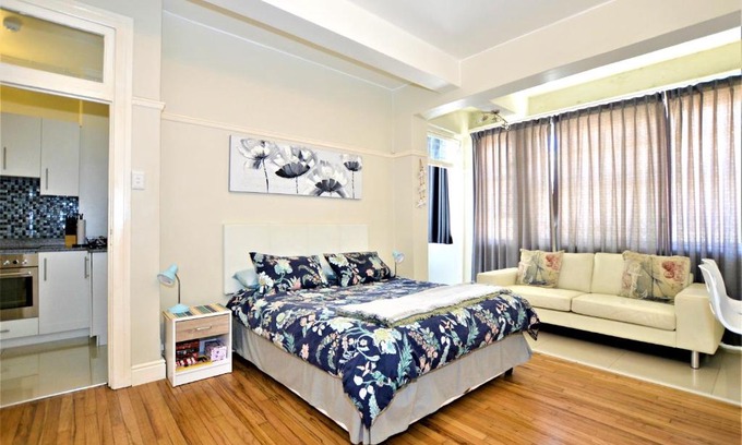 Three Anchor Bay Apartment | Perfect studio to explore Cape Town