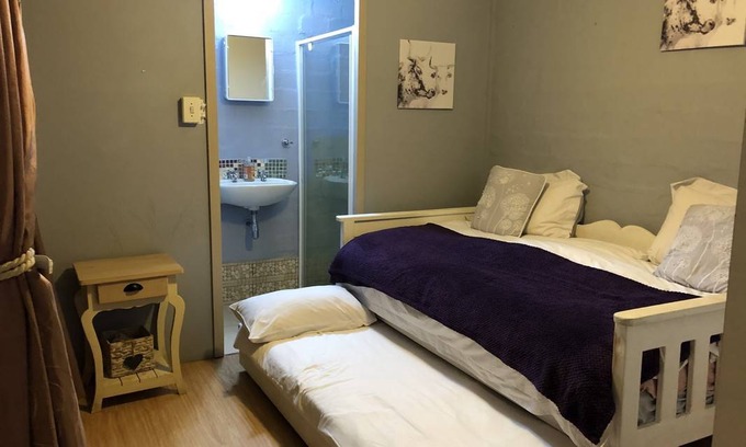 Gordon's Bay Resort | Private room ∙ 1 guest