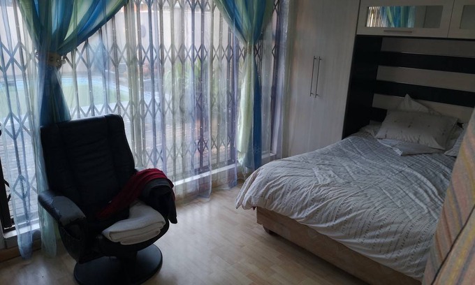 Germiston Resort | Private room ∙ 1 guest