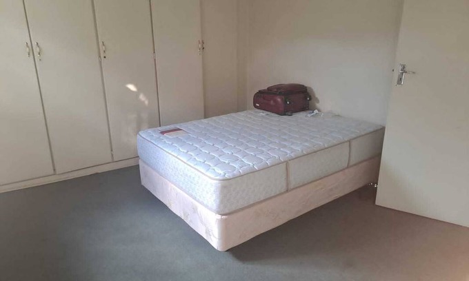 Pretoria Resort | Private room ∙ 1 guest